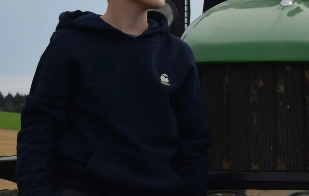 T-Shirt_Traktor_4 (1).webp